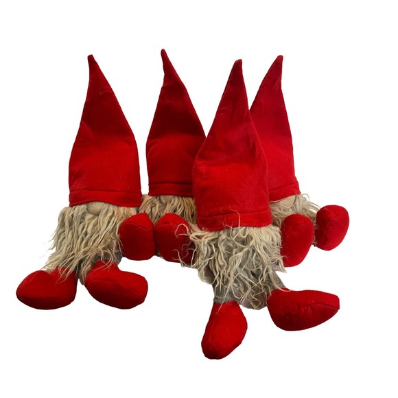 Ikea Gnome Grumpy Valentine Sitting Plush Holiday Decoration 305.295.42 - Picture 2 of 9